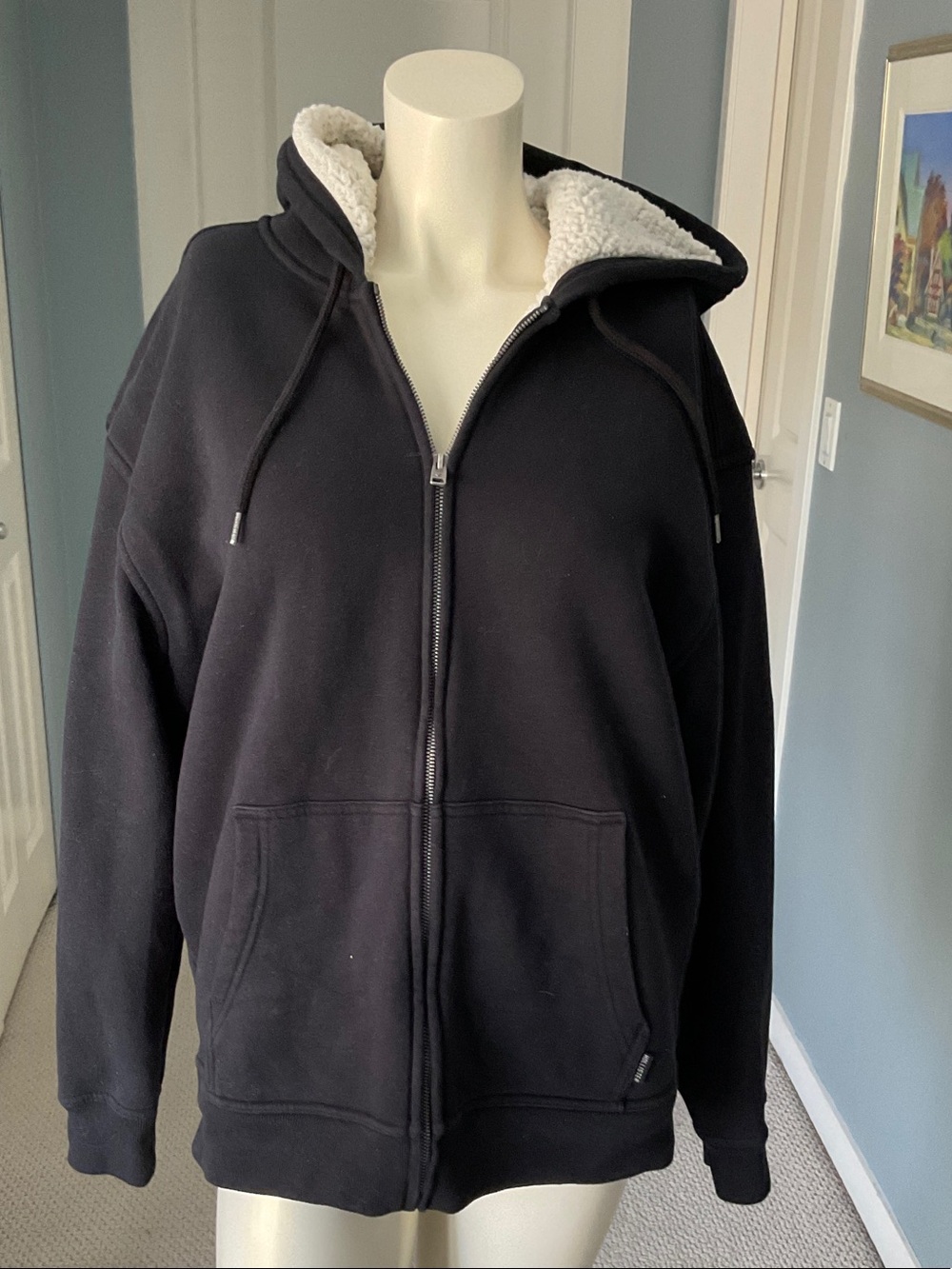 Hollister relaxed fit zip up hoodie size L